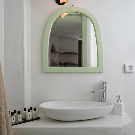 Madame Kalitsi Cozy Apartament Fira (Santorini)